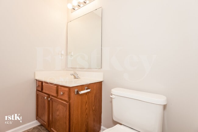 Building Photo - 1737 Larne Cir