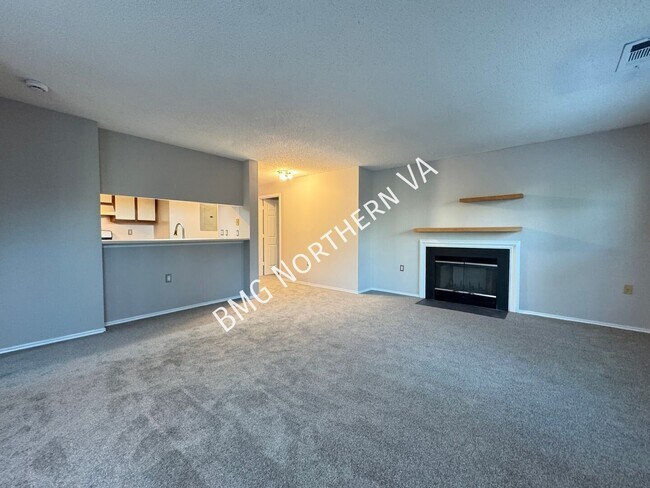 Building Photo - 21026 Timber Ridge Terrace