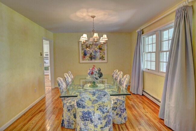 Building Photo - 14 Mountain Laurel Ln