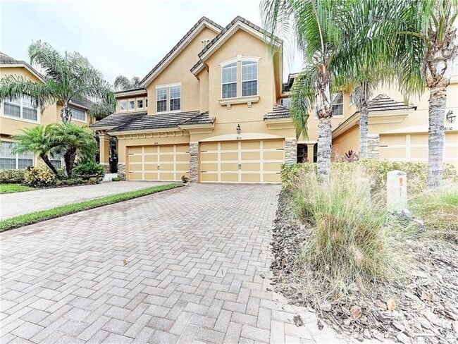 Building Photo - 8114 Villa Grande Ct