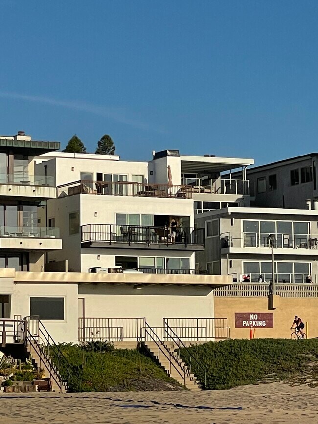 View from the beach - 2212 The Strand