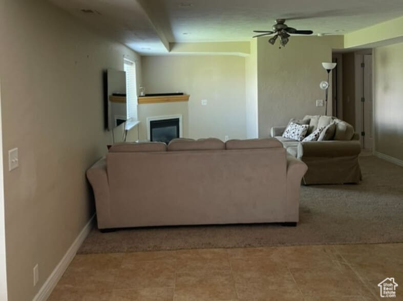 Building Photo - 143 E Box Elder Dr