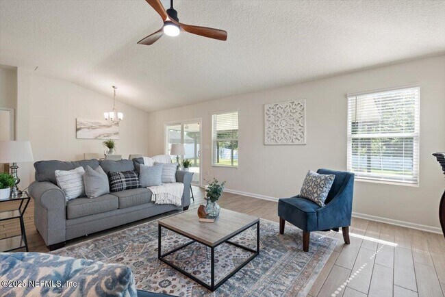 Building Photo - 88 N Hamilton Springs Rd