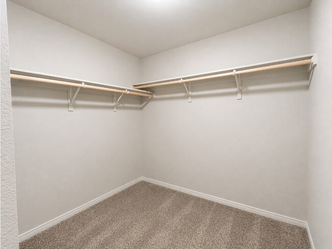 Building Photo - AVAILABLE JUNE 3RD ; APPLY ON OUR WEBSITE TODAY!!