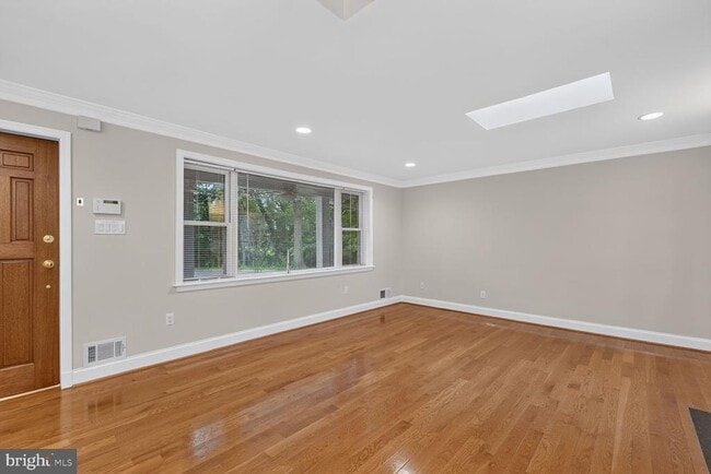 Building Photo - 1813 Florin St