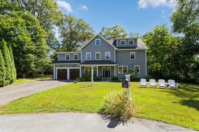 Building Photo - 121 Woodland Rd
