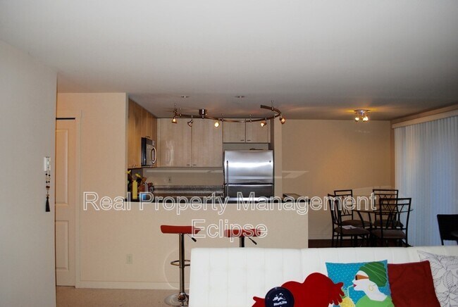 Building Photo - 8244 126th Ave NE