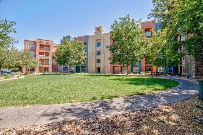 Primary Photo - Partially Furnished Condo | Gourmet Kitchen, Pool & Fitness Center | 6-Month Lease Available