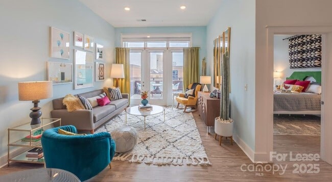 Building Photo - 650 E Brooklyn Vlg Ave