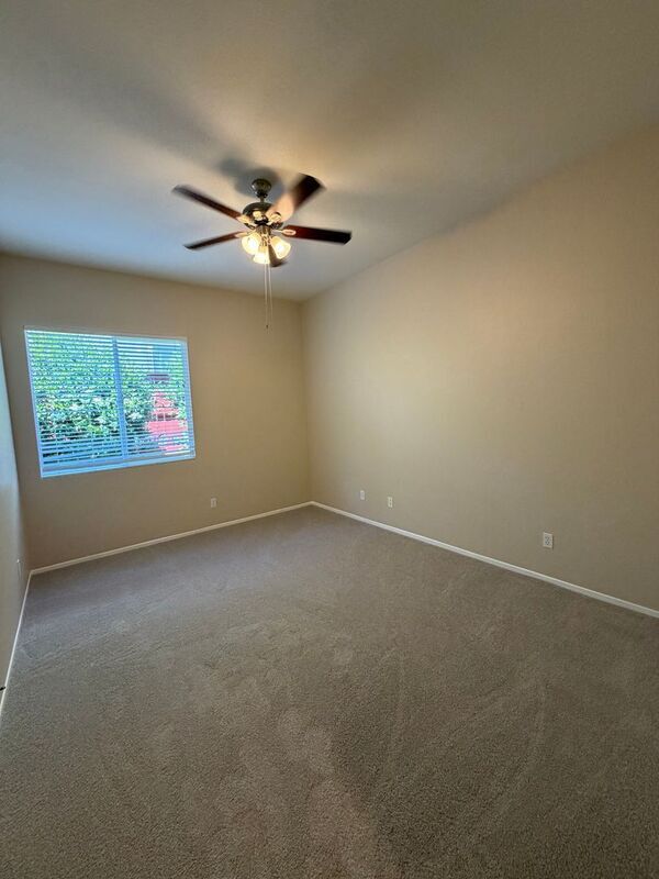 Building Photo - 41019 Promenade Chardonnay Hls