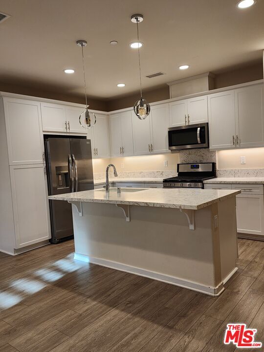 Building Photo - 28729 Jardineras Dr