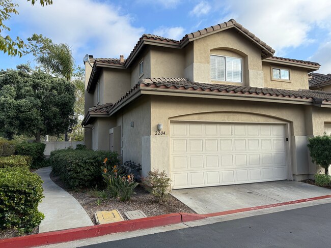 Primary Photo - 2204 Lago Ventana