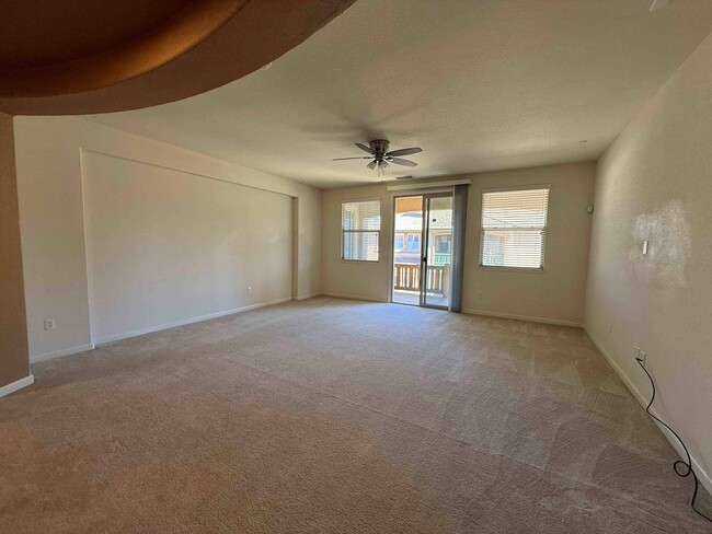 Building Photo - Absolutely Gorgeous Home in Gated Rosevill...