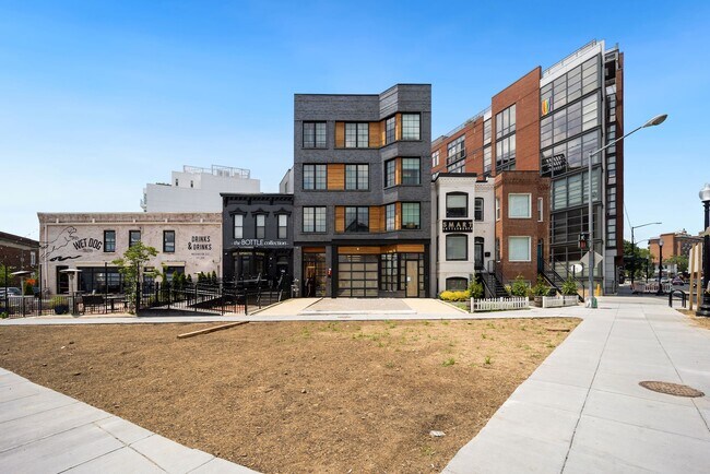 Building Photo - 919 Florida Ave NW