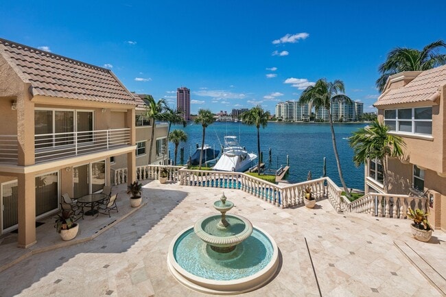 Building Photo - 555 S Ocean Blvd
