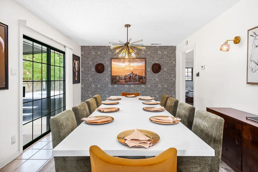 Building Photo - 3951 Starhill Dr