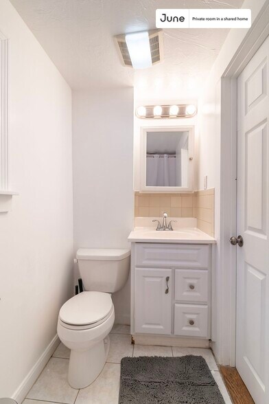 Building Photo - Room in Shared 4 bed/4 bath home