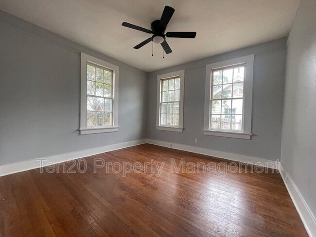 Building Photo - 1223 Owsley Ave