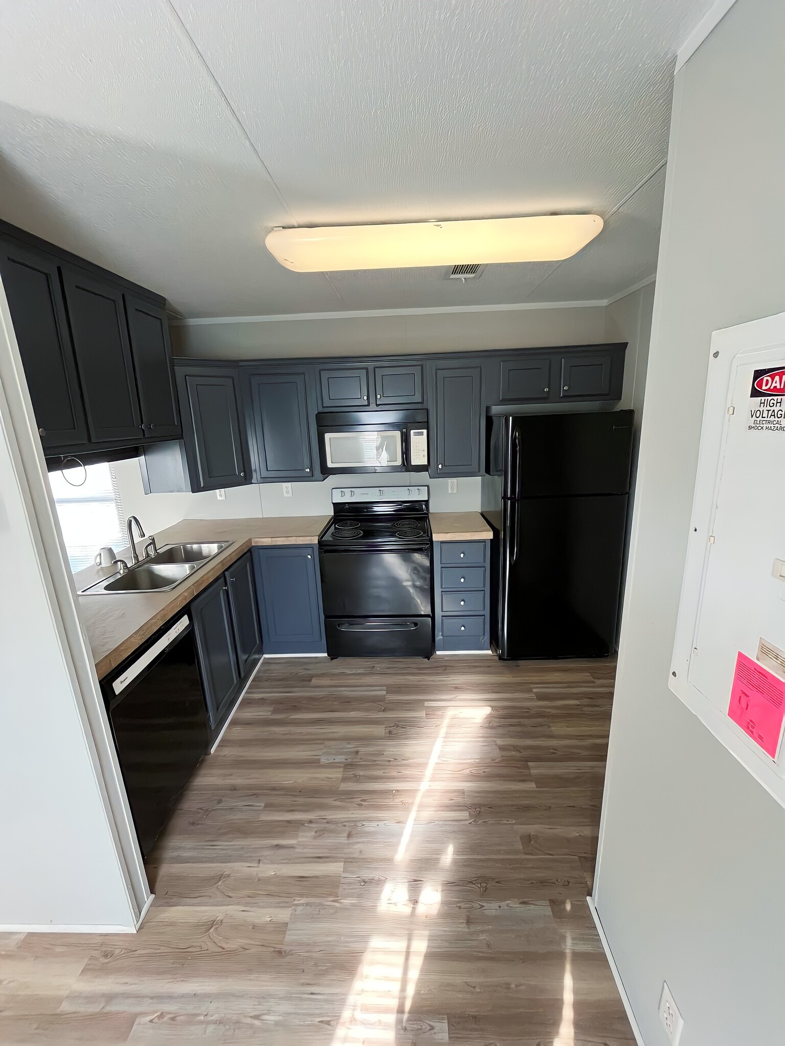 Building Photo - 110 N Michigan St