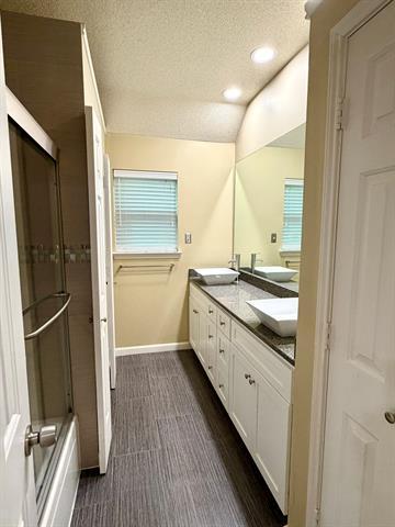 Building Photo - 1410 Indian Lake Trail