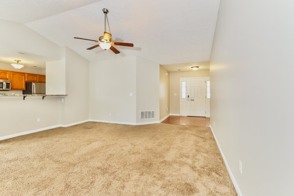 Building Photo - 8008 Grandmeadow Ln