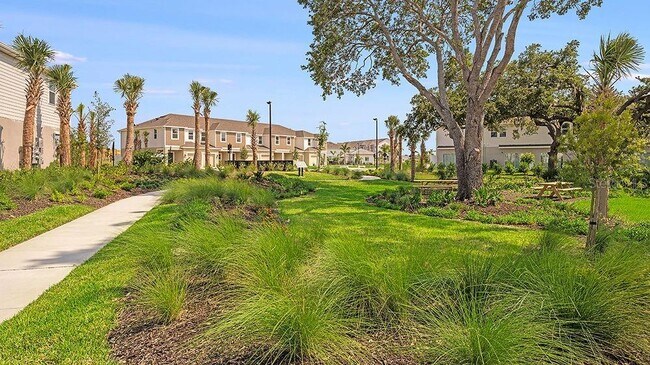 Building Photo - 15068 Cuzcorro Ct