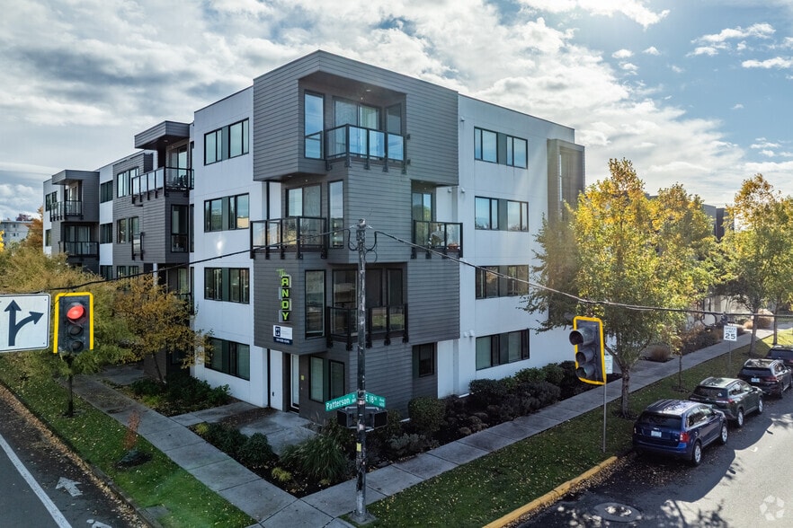 Primary Photo - The Andy