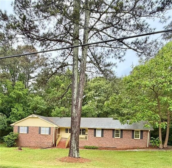Building Photo - 665 Arnold Rd