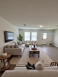 Building Photo - 25431 Birch Hl Dr