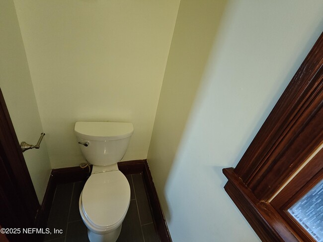 Building Photo - 1250 N Liberty St