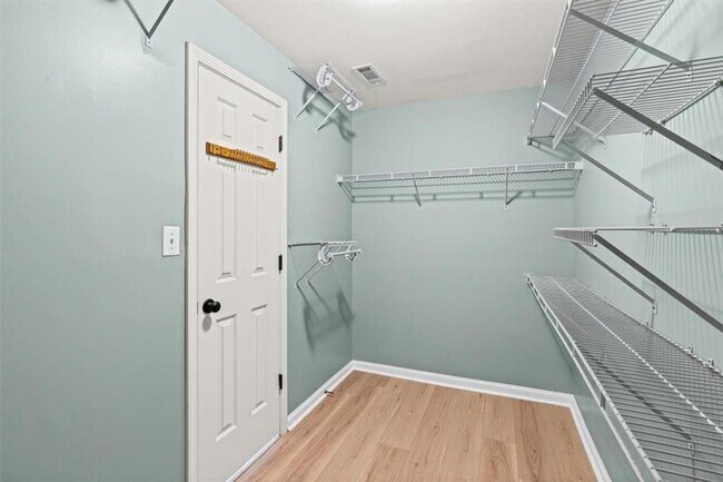 Building Photo - 3105 Ballet Ct