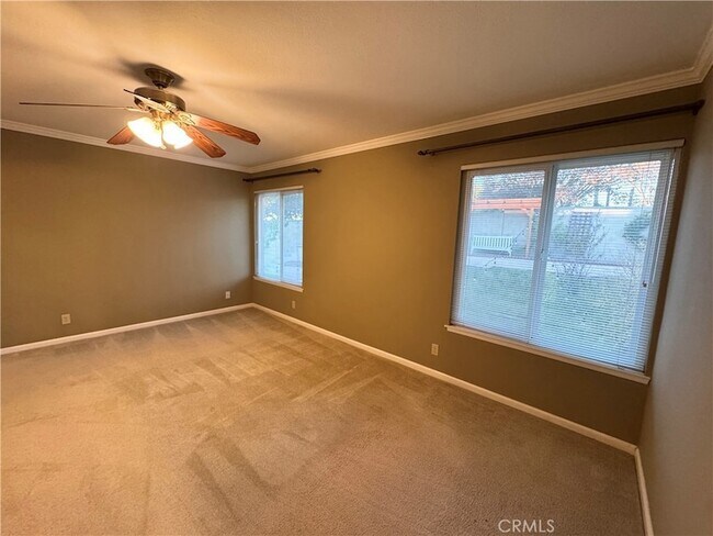 Building Photo - 6951 Lawn Haven Dr