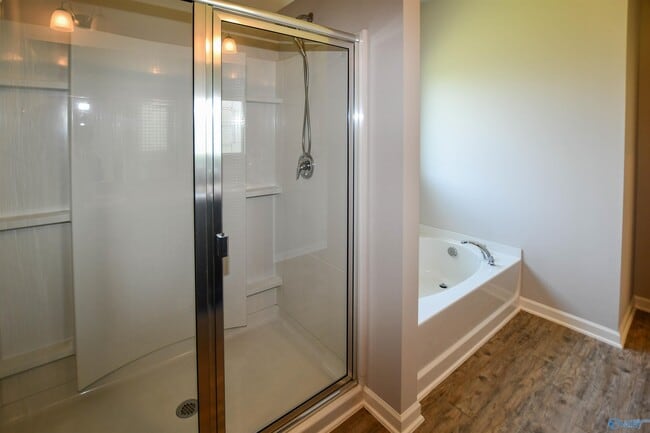 Building Photo - 14426 Water Stream Dr