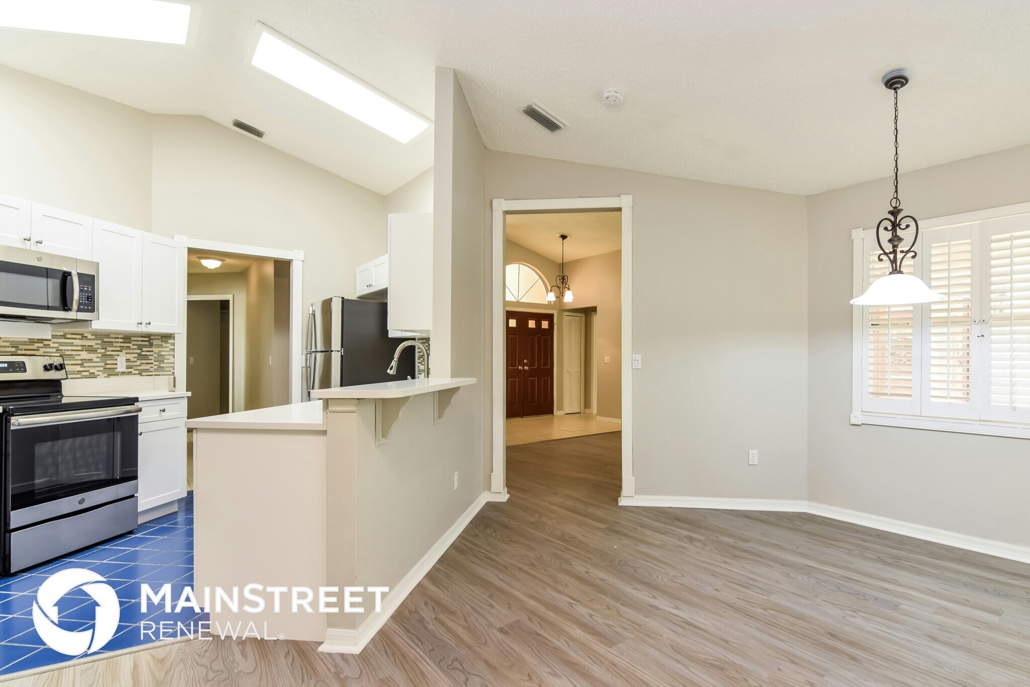 Building Photo - 812 Crestridge Dr