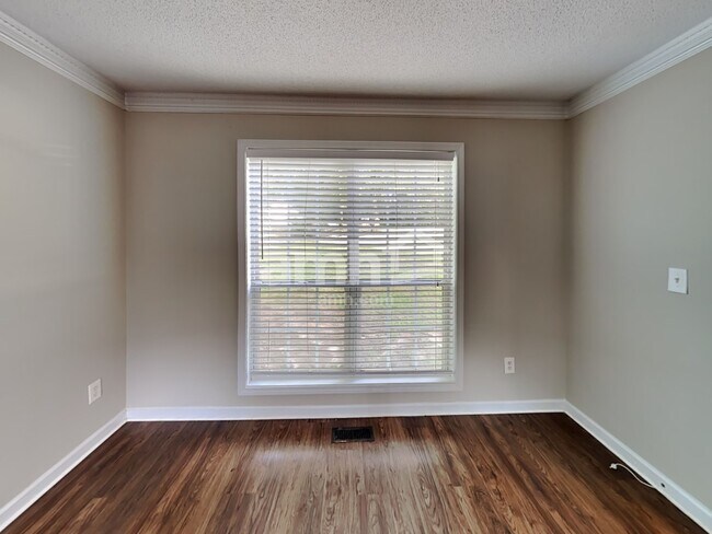 Building Photo - 3830 Rivendell Ln