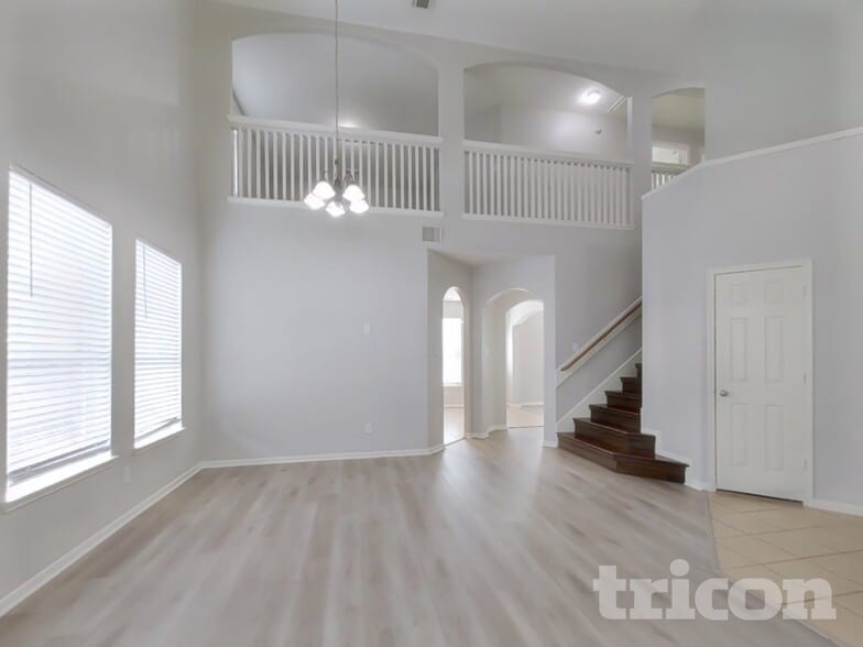 Building Photo - 21526 Lovis Way