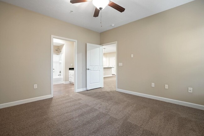 Building Photo - 5168 Foxtail Pine St