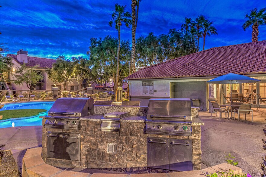 Building Photo - Agave Ridge