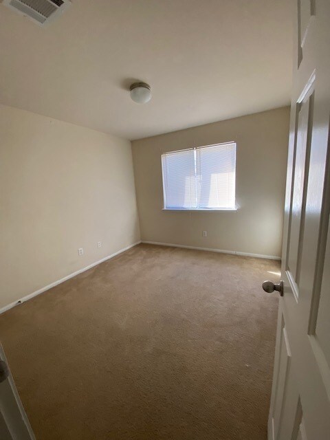 Building Photo - 607 Constellation Dr