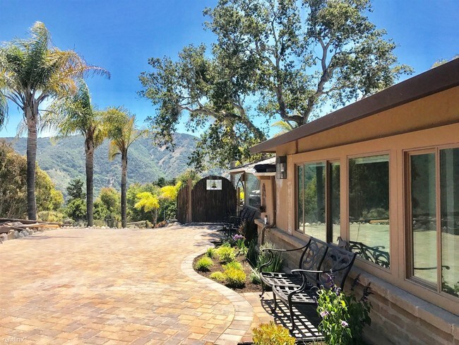 Building Photo - 114 Story Rd