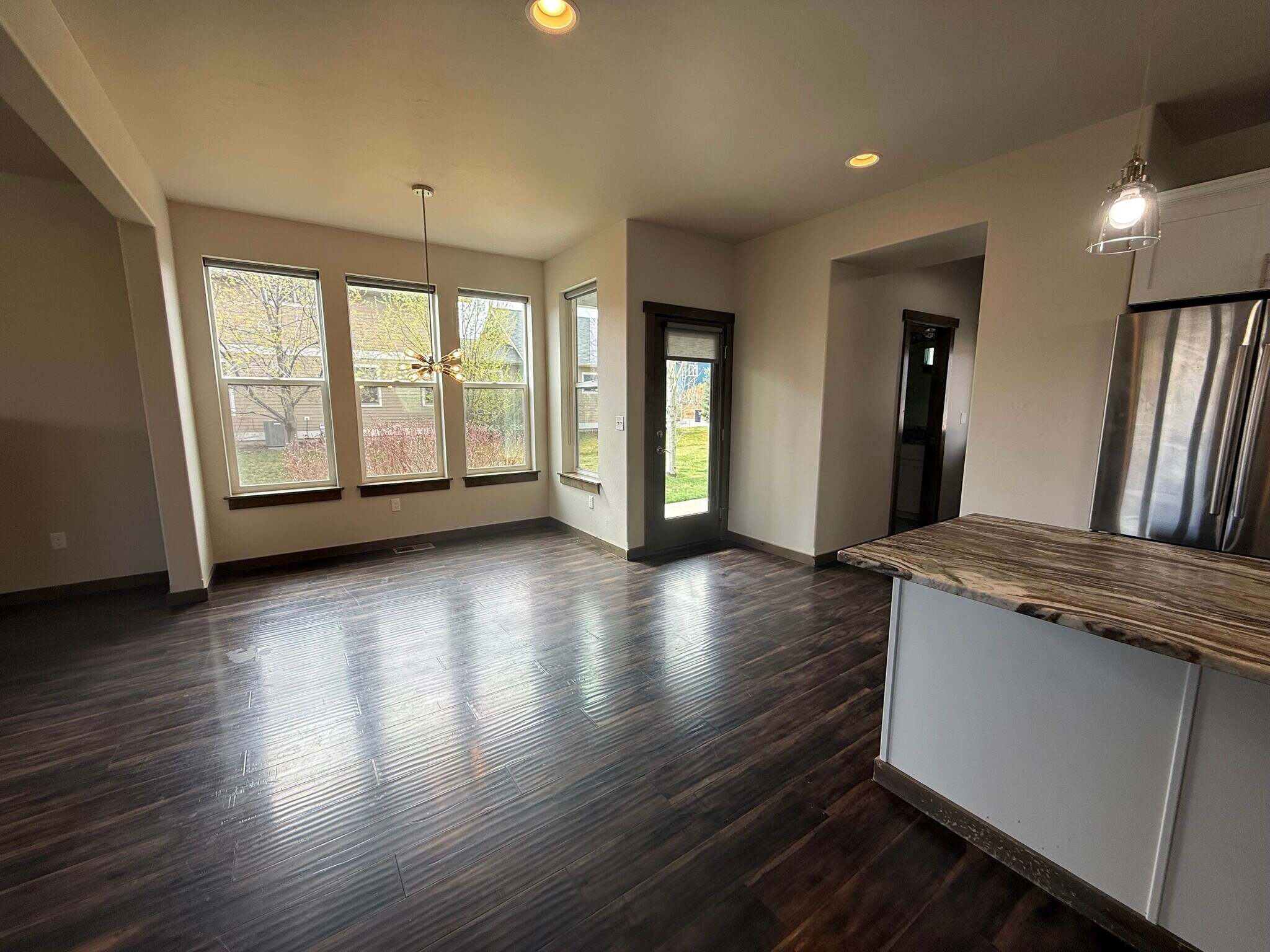 Building Photo - 3357 Sora Way