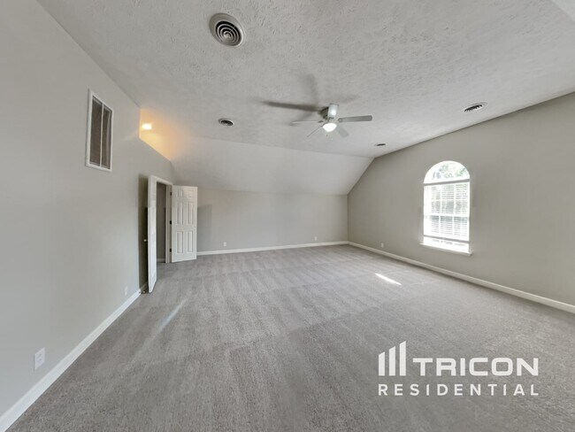 Building Photo - 419 Fieldstone Dr