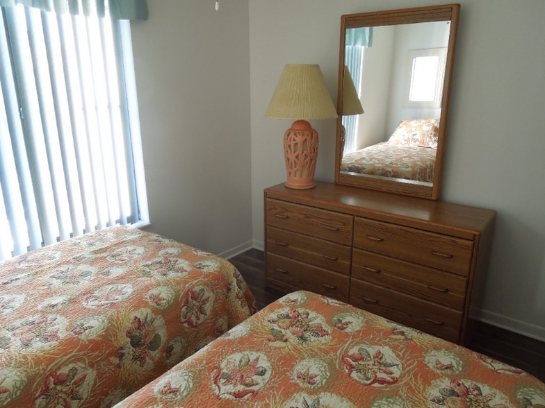 Building Photo - 2699 Pine Ridge Way E