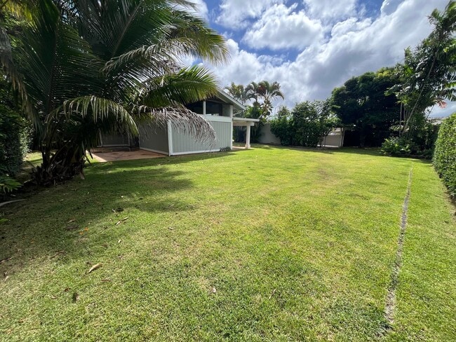 Building Photo - Haiku Knolls (Kaneohe) - LARGE YARD, 3 bed...