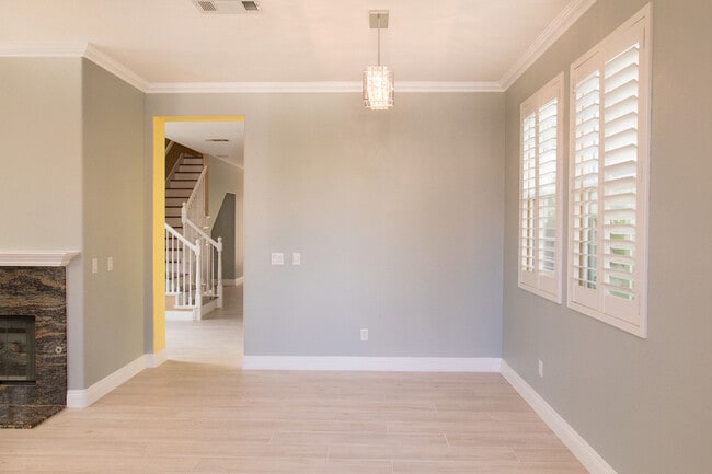 Building Photo - 3br/3.5ba Home in Carmel Valley-Torrey Hig...