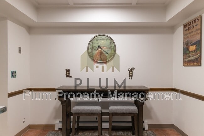 Building Photo - 2422 56th St