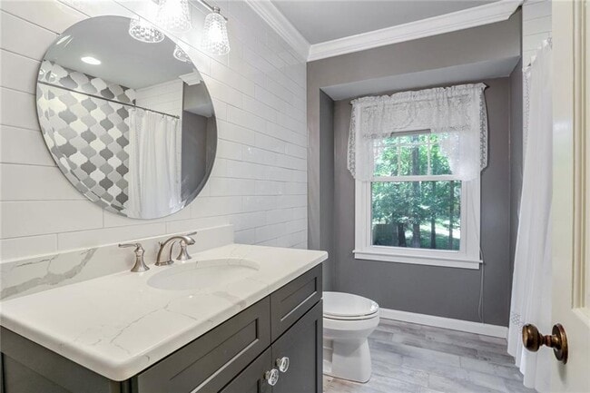 Building Photo - 4624 Mountain Creek Dr
