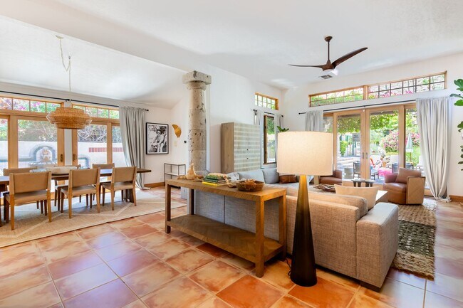 Building Photo - Luxury Oasis in Palm Springs Retreat (Monthly Only - No Long Term)