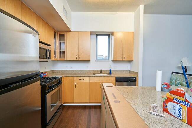 Primary Photo - 475 K St NW