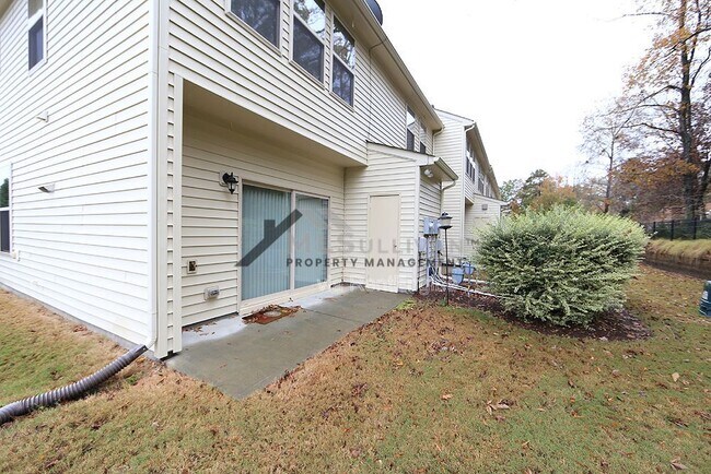 Building Photo - 200 Mt Evans Dr